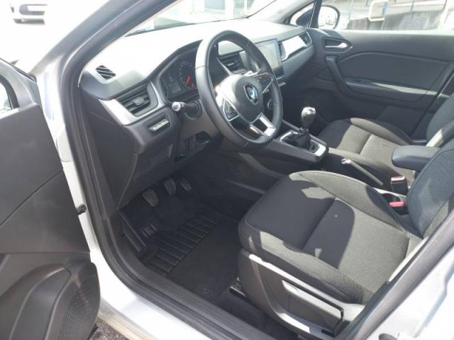 Renault Captur image 9
