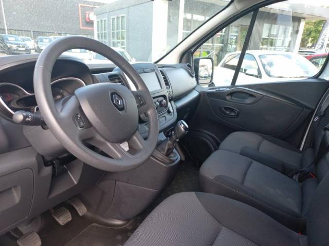Renault Trafic image 1