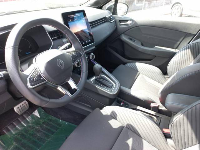 Renault Clio image 2