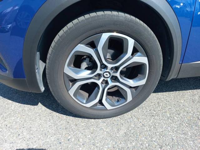 Renault Captur image 2