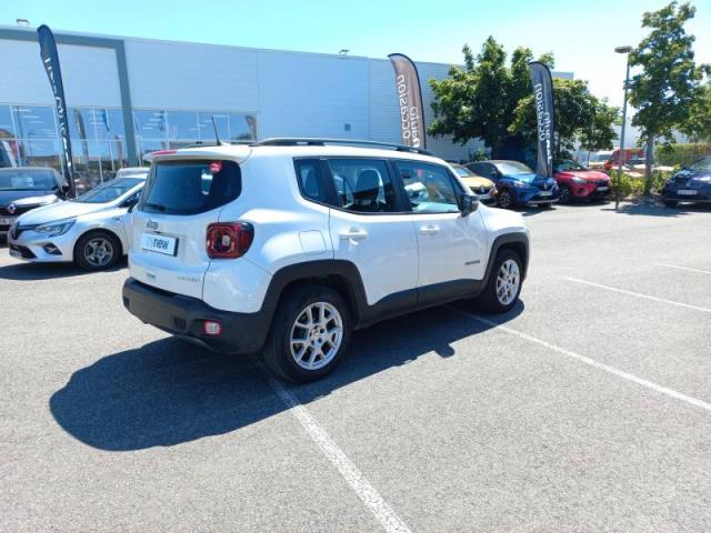 Jeep Renegade image 6