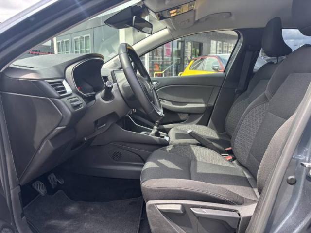 Renault Clio image 9