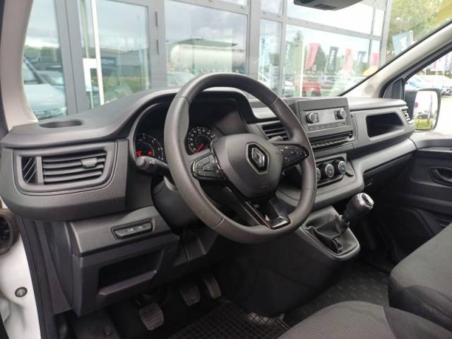 Renault Trafic image 1