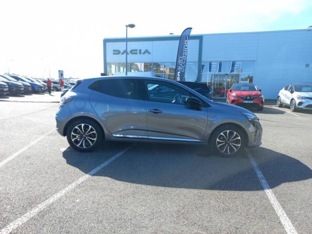 Renault Clio image 8