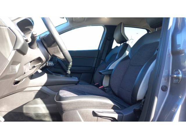 Renault Captur image 6