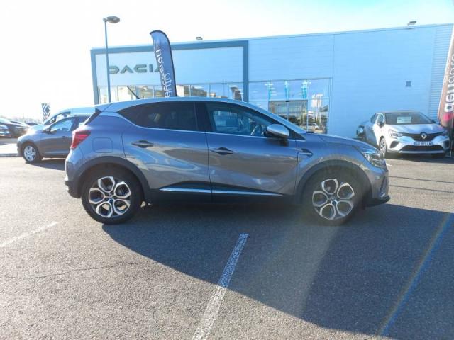 Renault Captur image 9