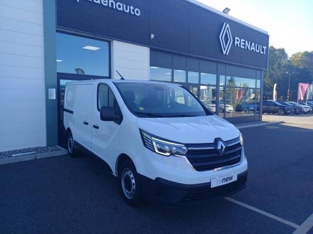 Renault Trafic image 2
