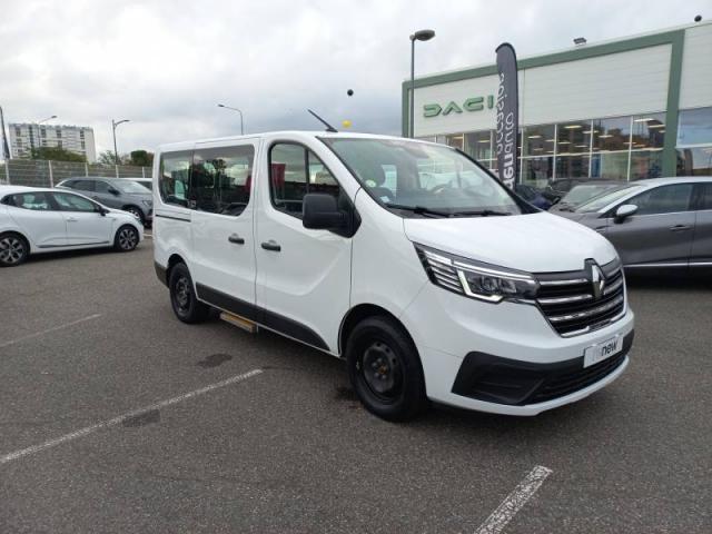 Renault Trafic image 2