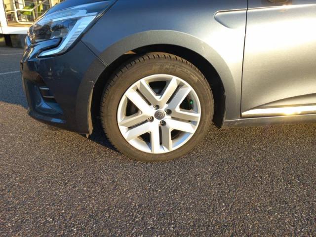 Renault Clio image 9