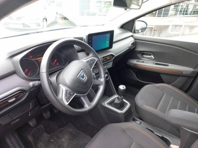 Dacia Sandero image 1