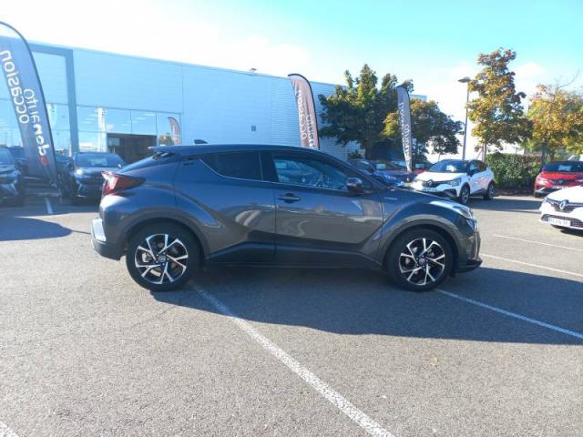 Toyota C-Hr image 1