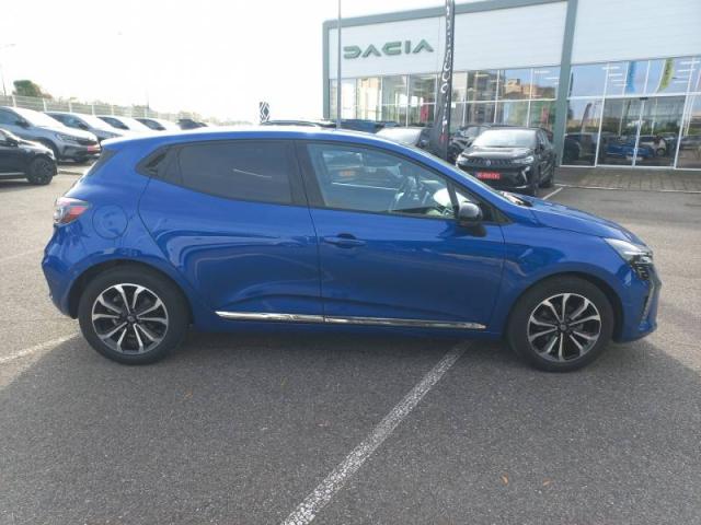 Renault Clio image 2