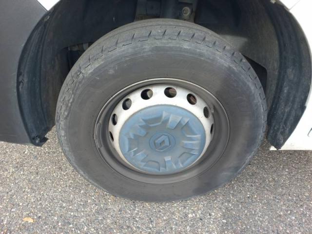 Renault Master image 8