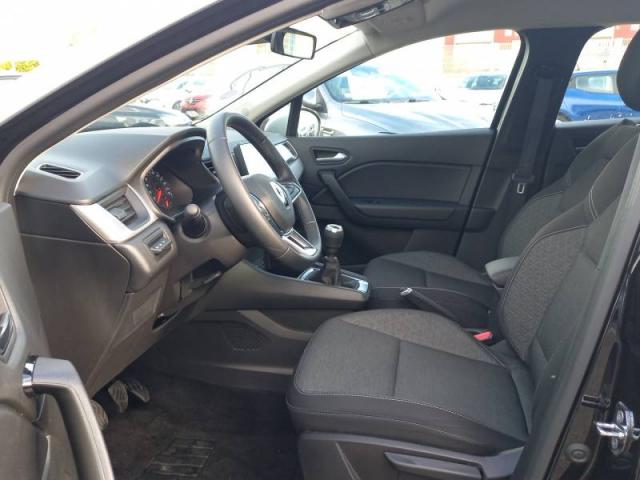 Renault Captur image 9