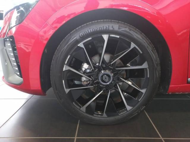 Renault Clio image 2