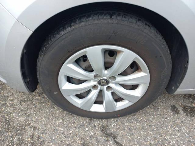 Renault Clio image 8