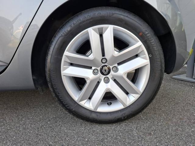 Renault Clio image 9