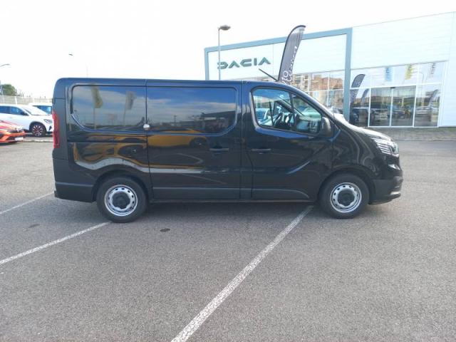 Renault Trafic image 1