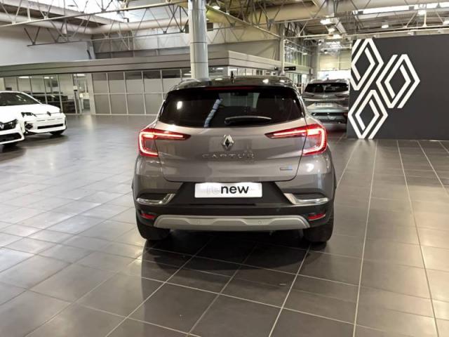 Renault Captur image 2