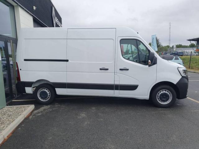 Renault Master image 9