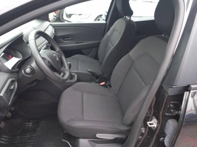 Dacia Sandero image 2