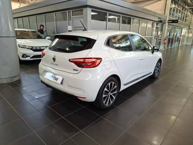 Renault Clio image 6