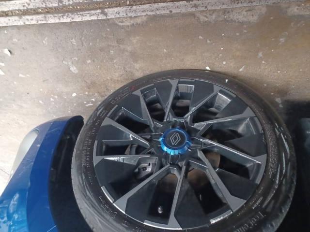 Renault Clio image 2