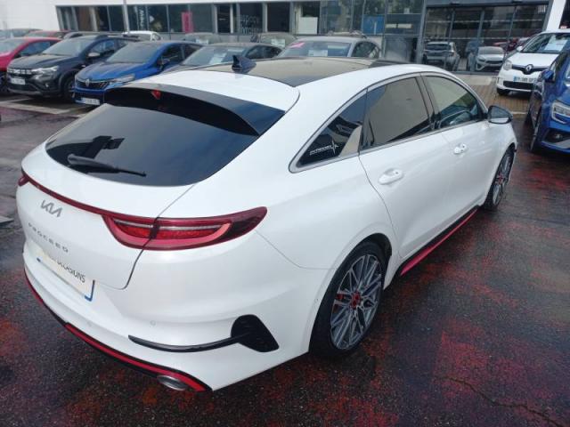 Kia Pro_cee'D image 3