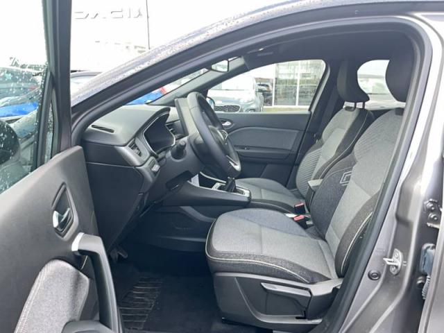 Renault Captur image 2