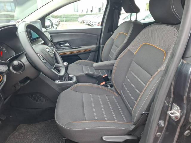 Dacia Sandero image 8