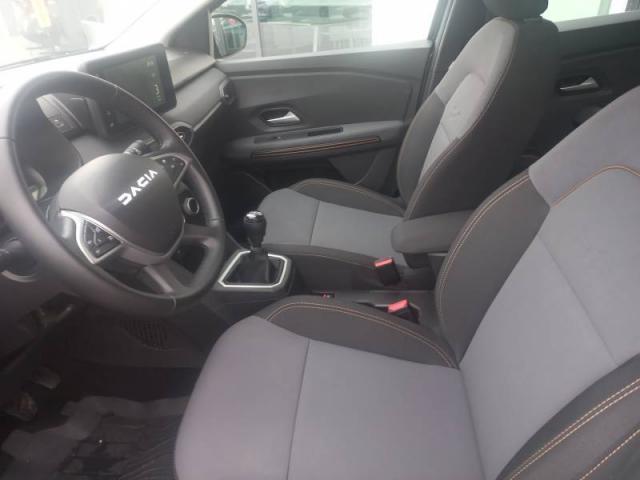 Dacia Sandero image 8