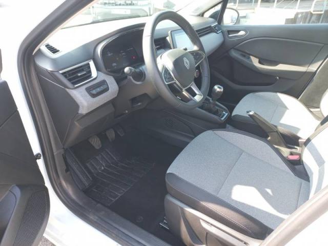 Renault Clio image 2