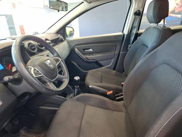 Dacia Duster image 1