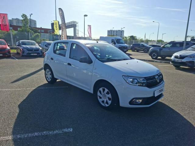 Dacia Sandero image 2