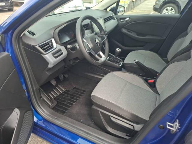 Renault Clio image 9