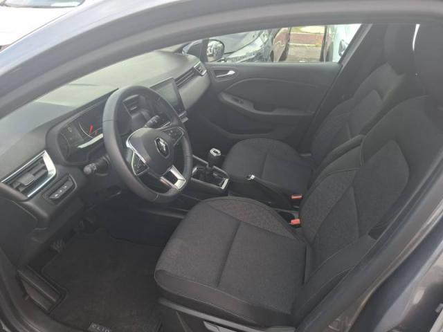 Renault Clio image 8