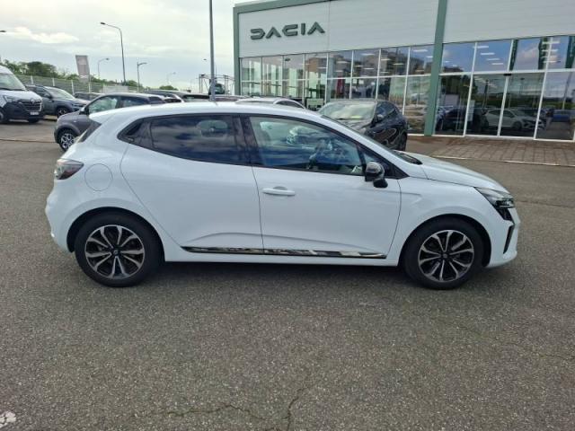 Renault Clio image 9