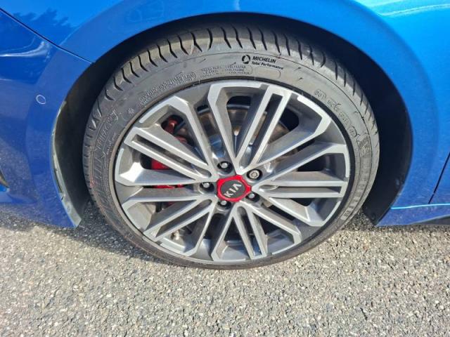Kia Pro_cee'D image 1