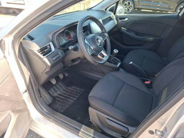 Renault Clio image 8