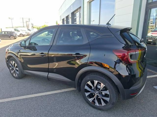 Renault Captur image 1