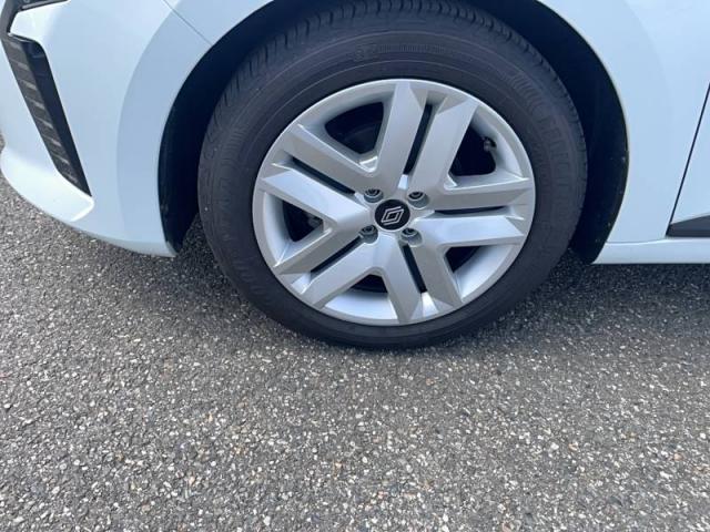 Renault Clio image 9