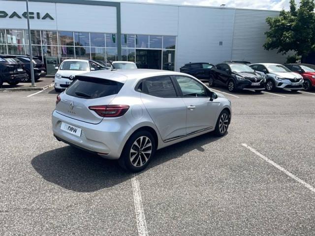 Renault Clio image 8