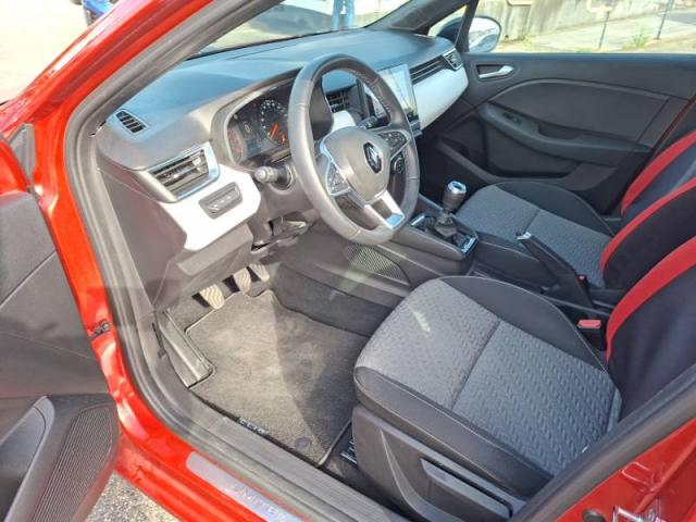 Renault Clio image 8