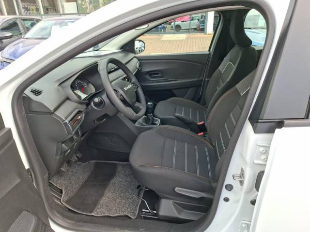 Dacia Sandero image 7