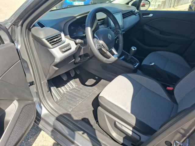 Renault Clio image 6