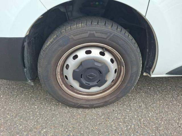Renault Trafic image 9