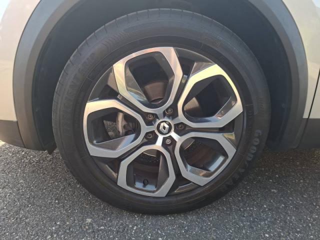 Renault Captur image 1
