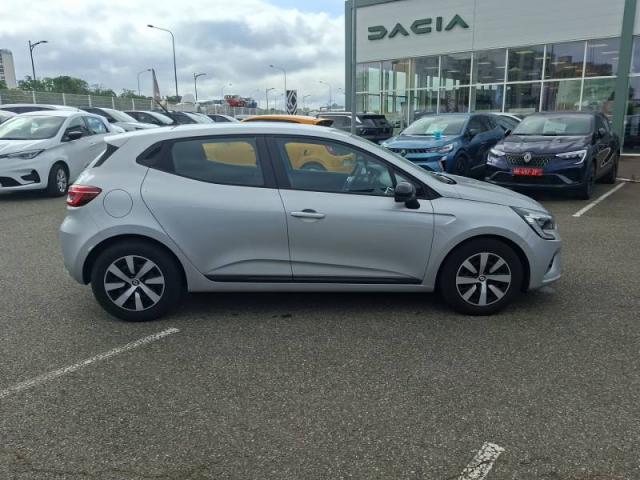 Renault Clio image 2
