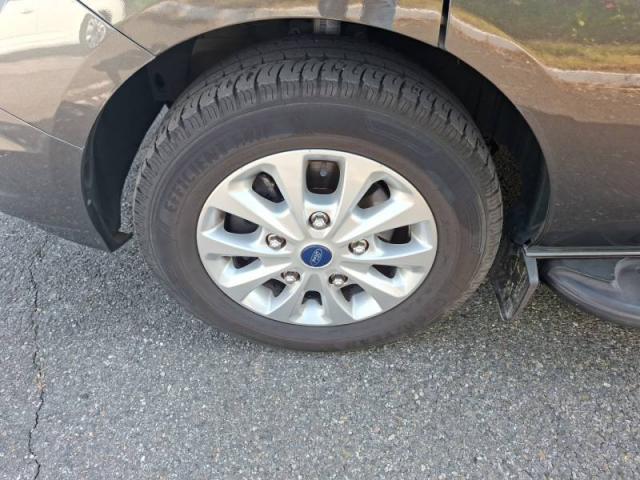 Ford Transit image 3