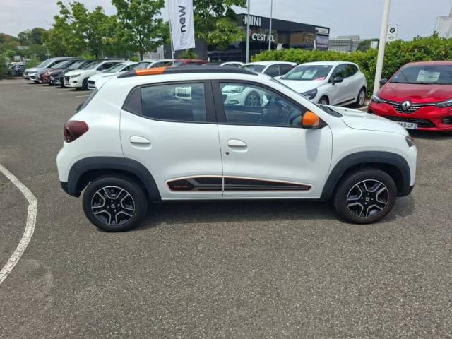 Dacia Spring image 2
